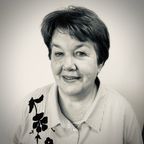 Ms Mary Neazor