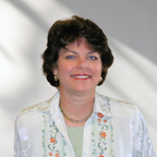 Associate Professor Nina Evans