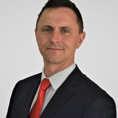 Mr Derek Barker