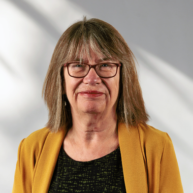 Dr Gillian Oliver